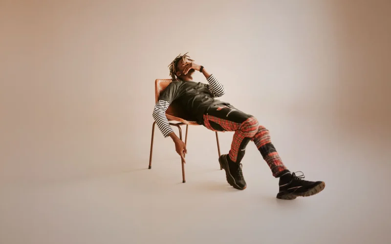 black male model chair5